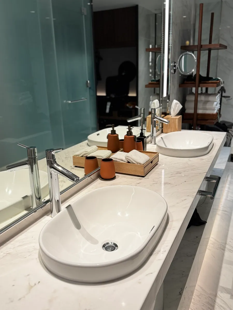 Kimpton Maa-Lai Bangkok Beds